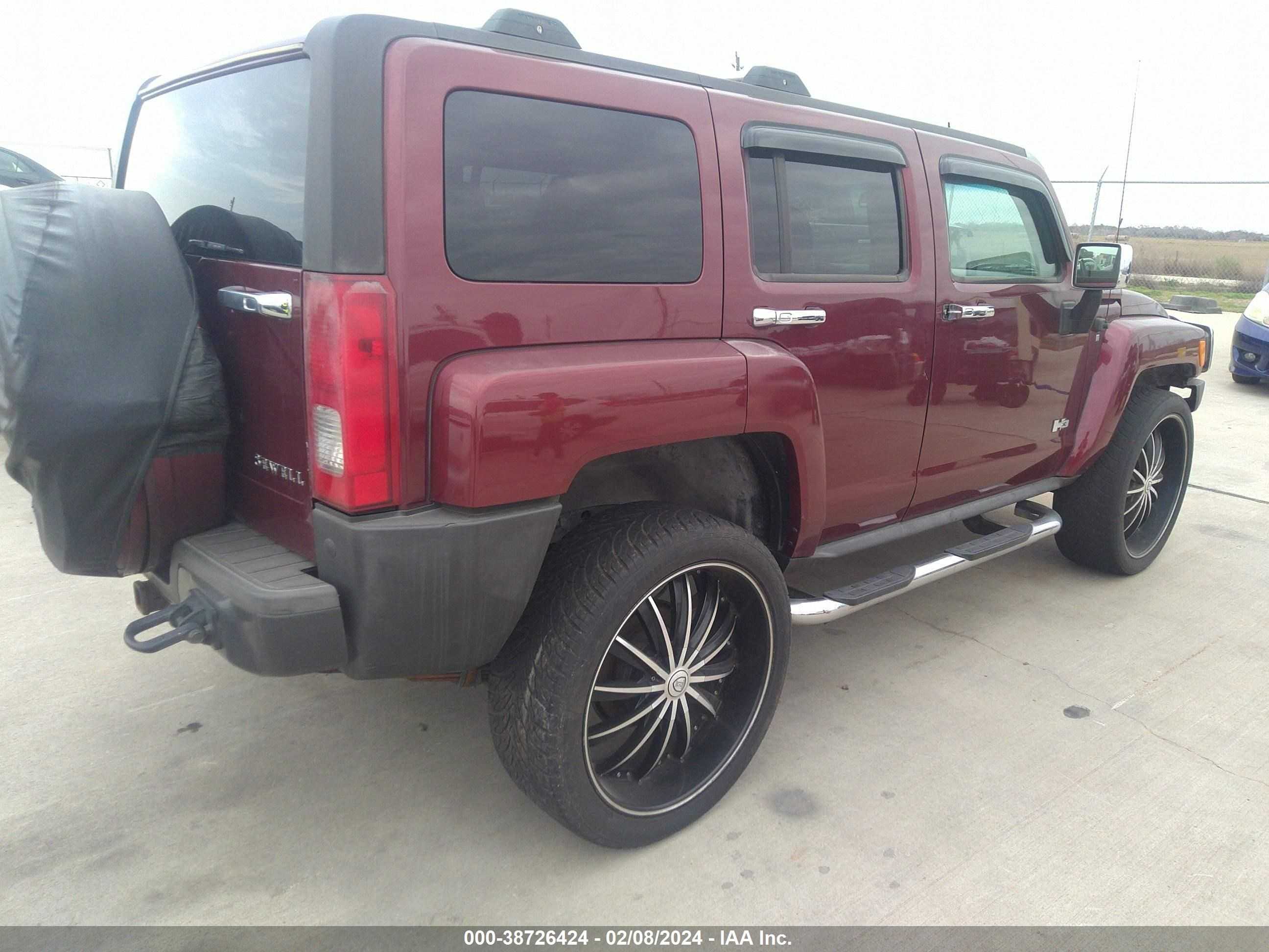 Photo 3 VIN: 5GTDN13E478157101 - HUMMER H3 