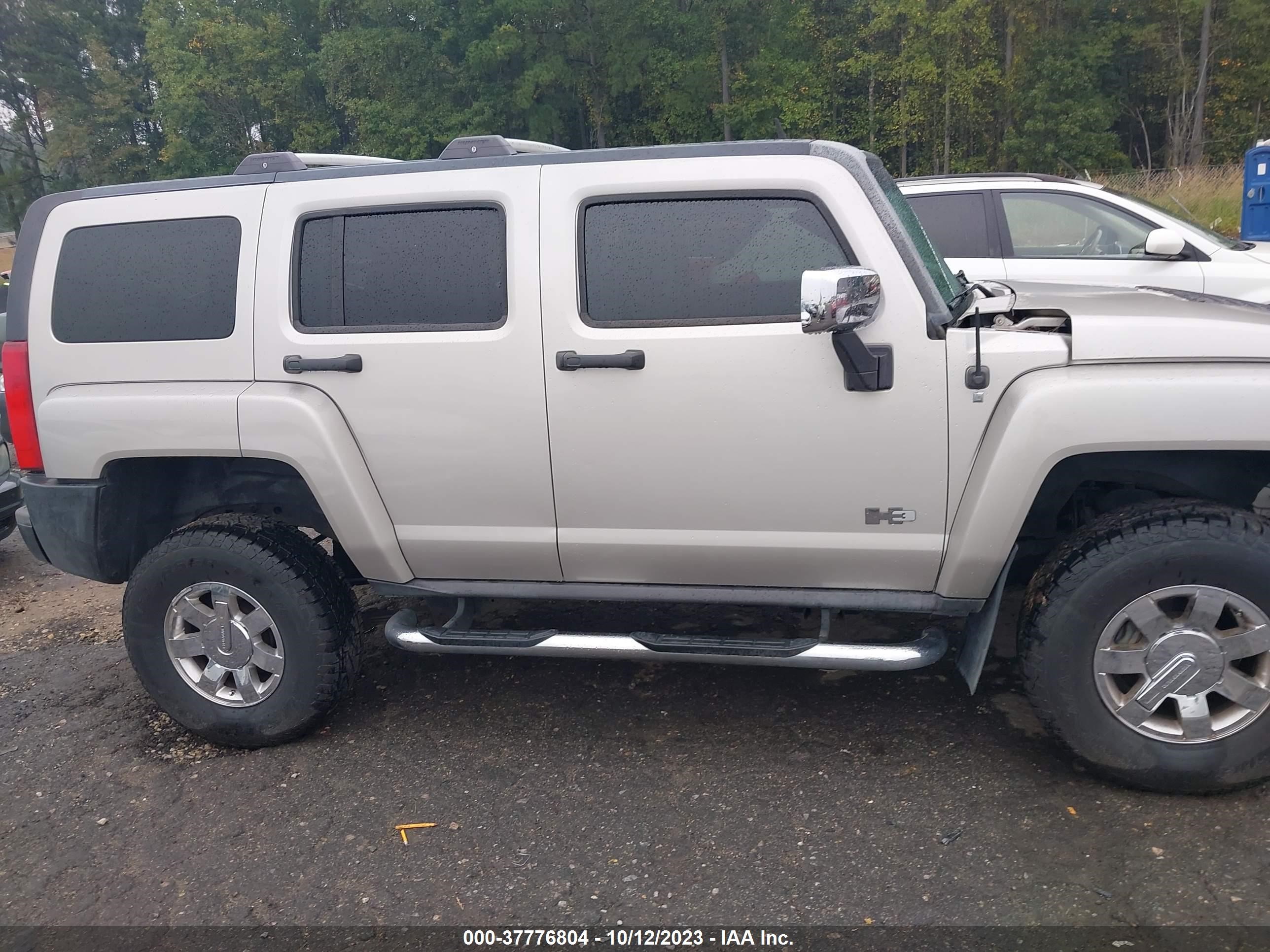 Photo 12 VIN: 5GTDN13E478174738 - HUMMER H3 