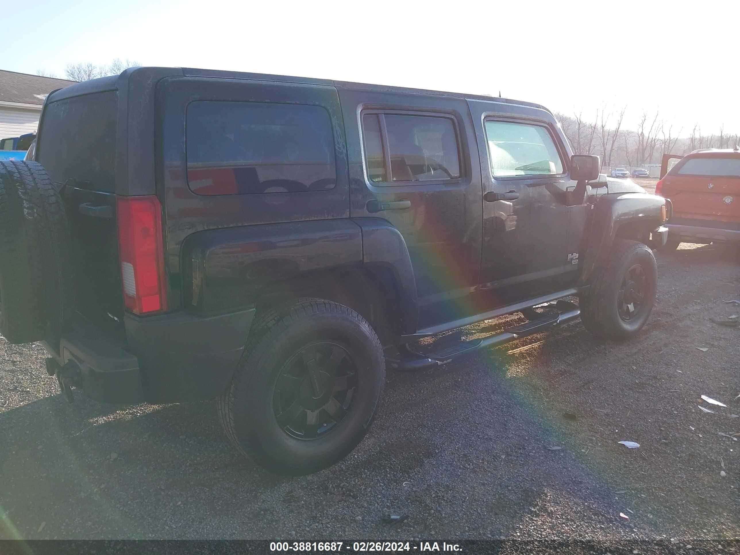 Photo 3 VIN: 5GTDN13E478240849 - HUMMER H3 