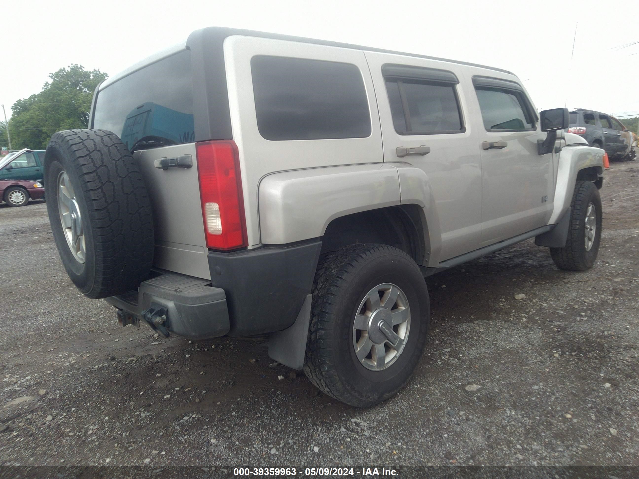 Photo 3 VIN: 5GTDN13E578102074 - HUMMER NULL 