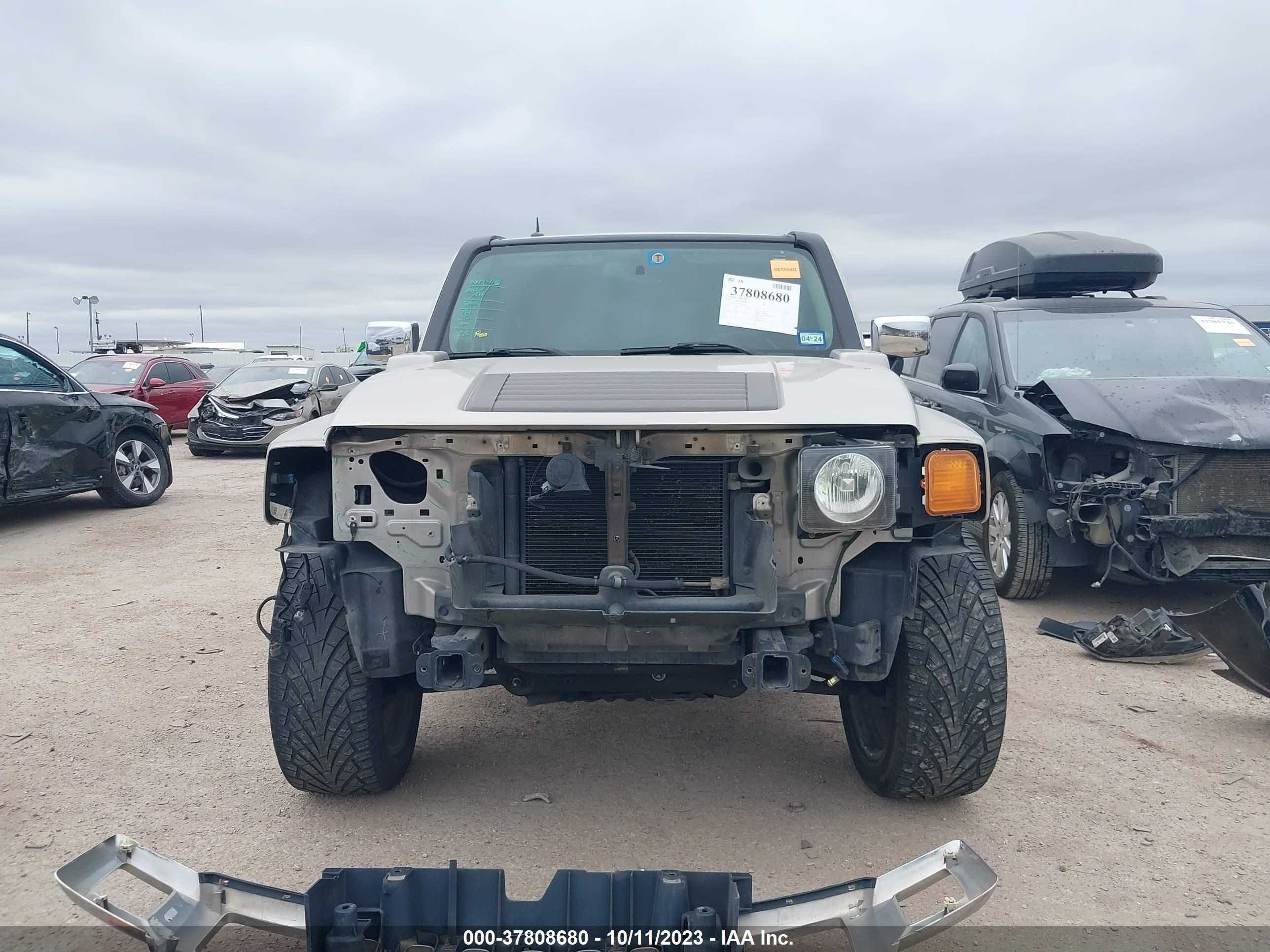 Photo 12 VIN: 5GTDN13E578153025 - HUMMER H3 