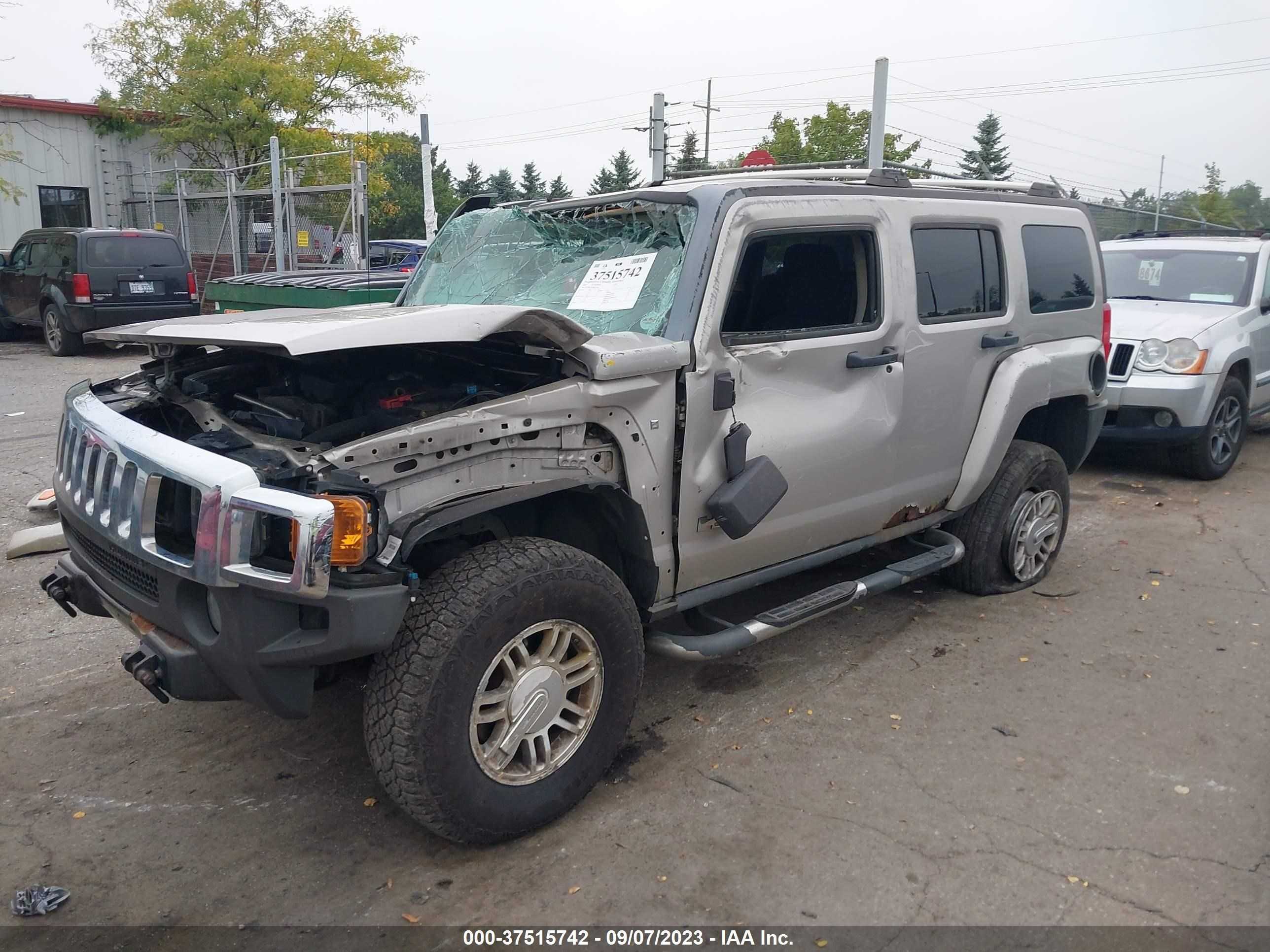 Photo 1 VIN: 5GTDN13E578163456 - HUMMER H3 