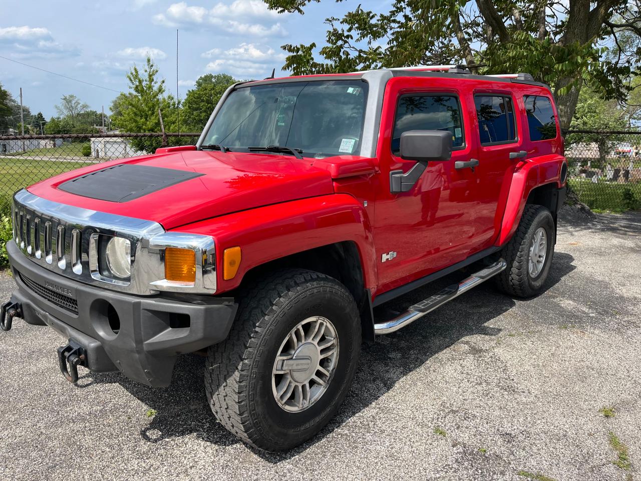 Photo 1 VIN: 5GTDN13E678182331 - HUMMER H3 