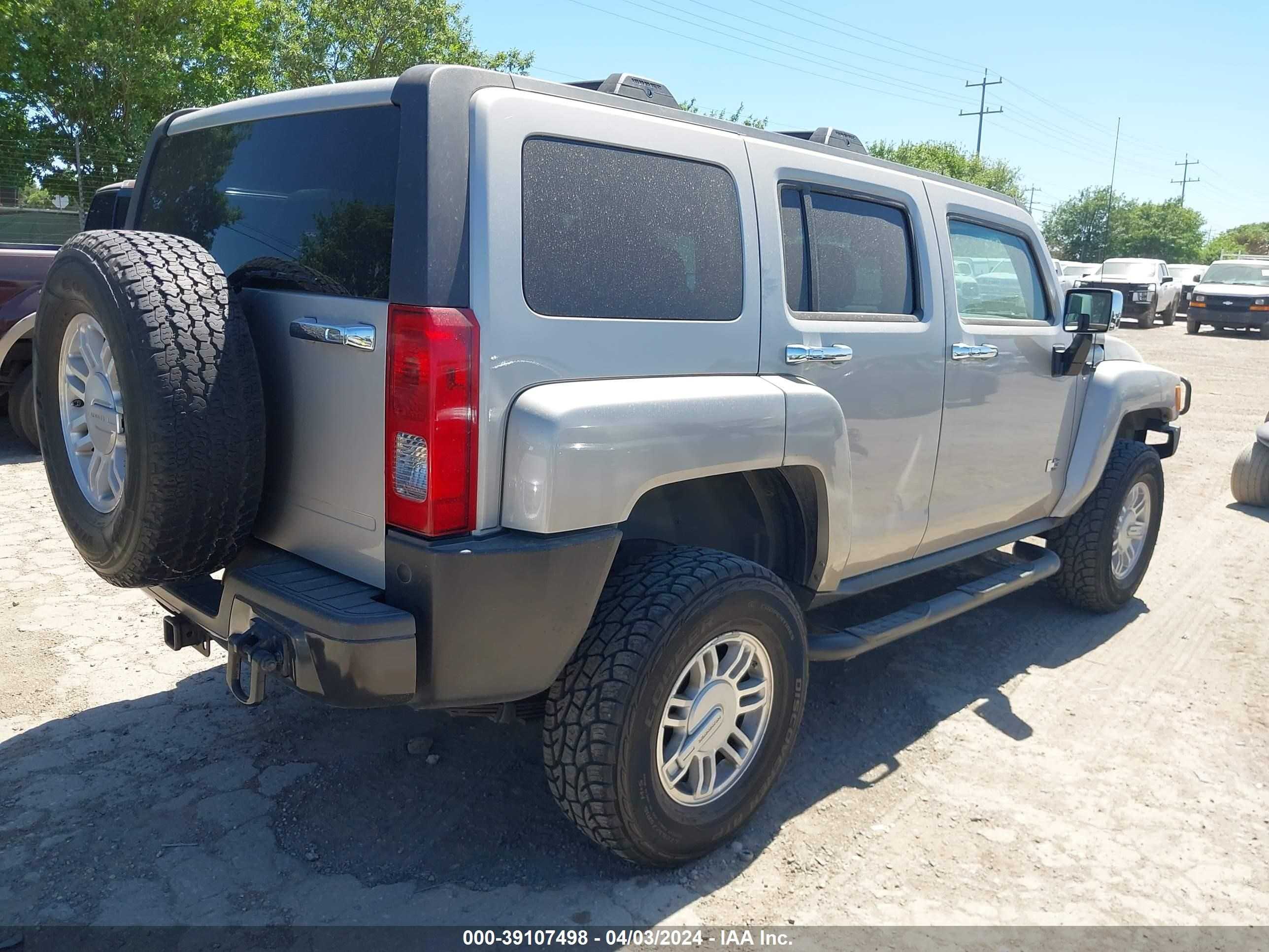 Photo 3 VIN: 5GTDN13E678214267 - HUMMER NULL 