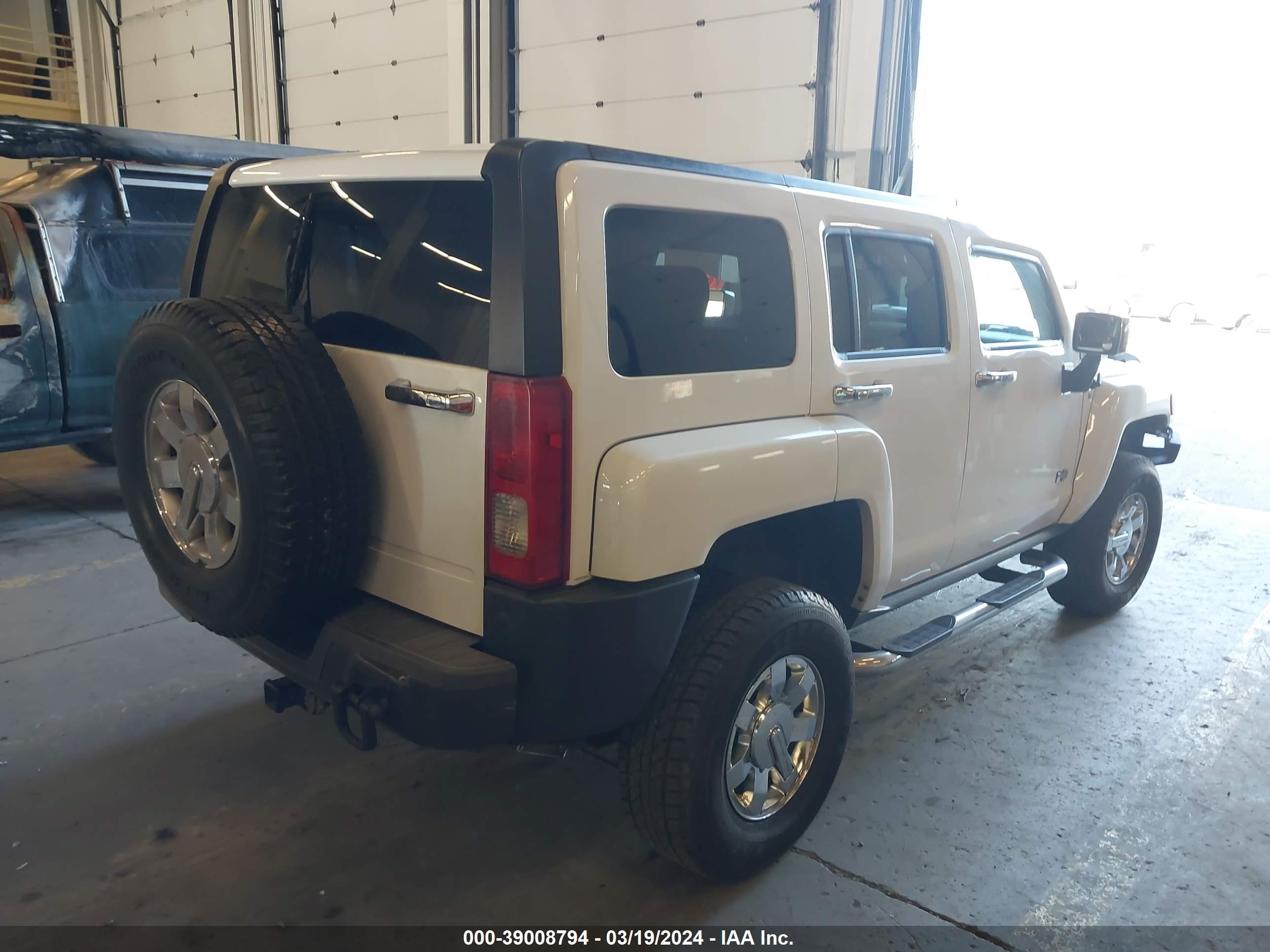 Photo 3 VIN: 5GTDN13E678231361 - HUMMER NULL 