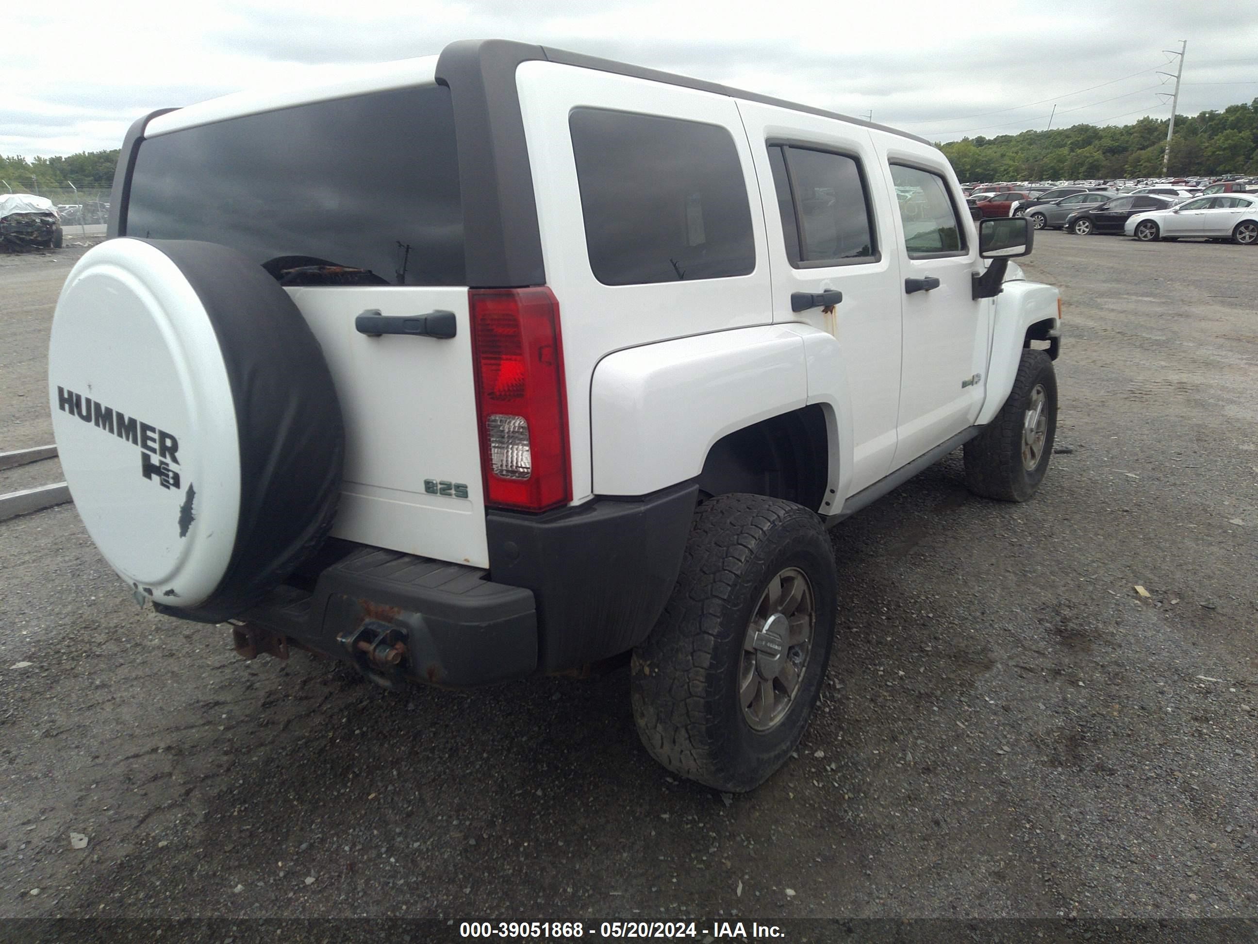 Photo 4 VIN: 5GTDN13E678253814 - HUMMER H3 