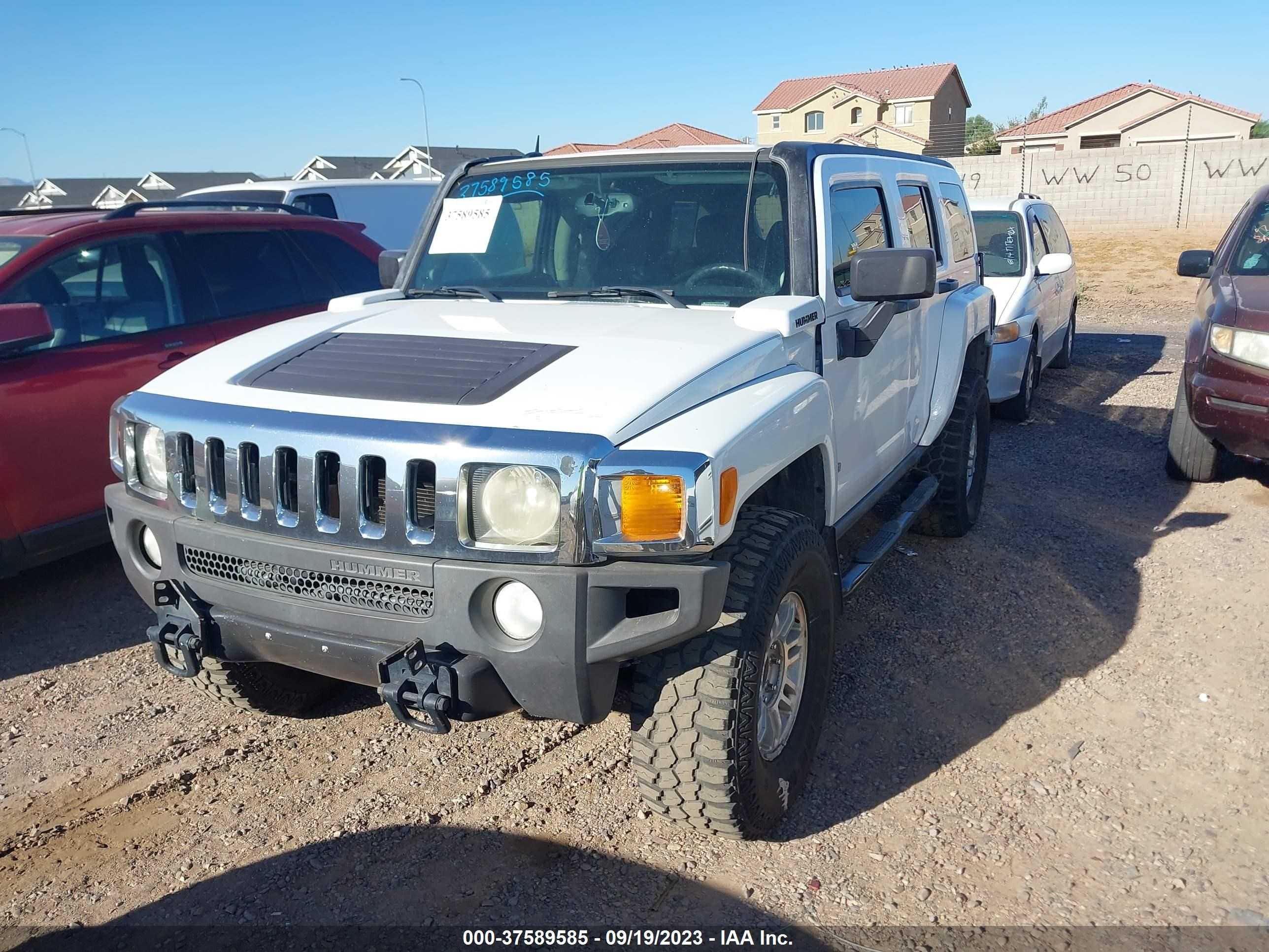 Photo 1 VIN: 5GTDN13E978165968 - HUMMER H3 