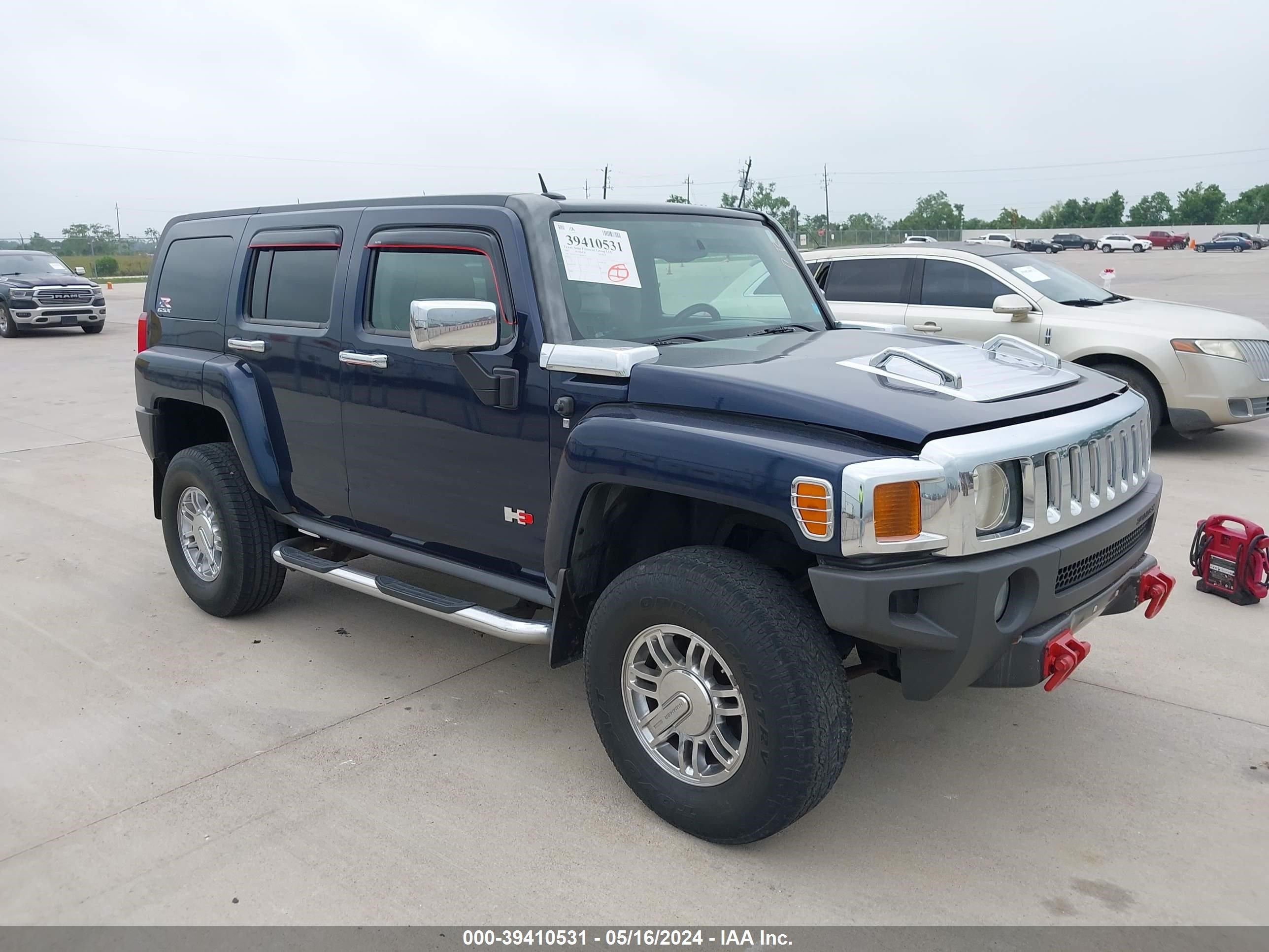 Photo 1 VIN: 5GTDN13EX78178356 - HUMMER H3 