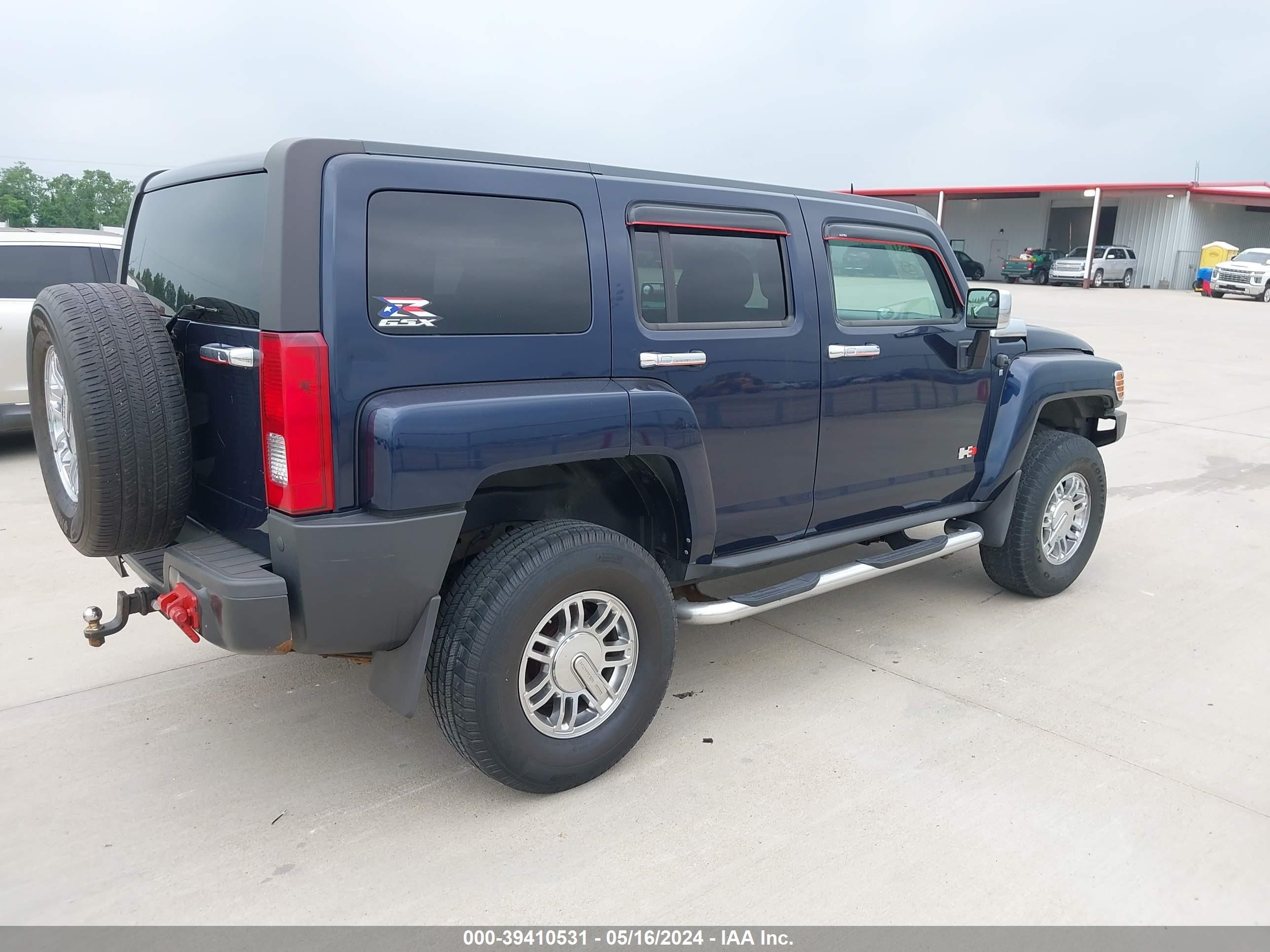 Photo 4 VIN: 5GTDN13EX78178356 - HUMMER H3 