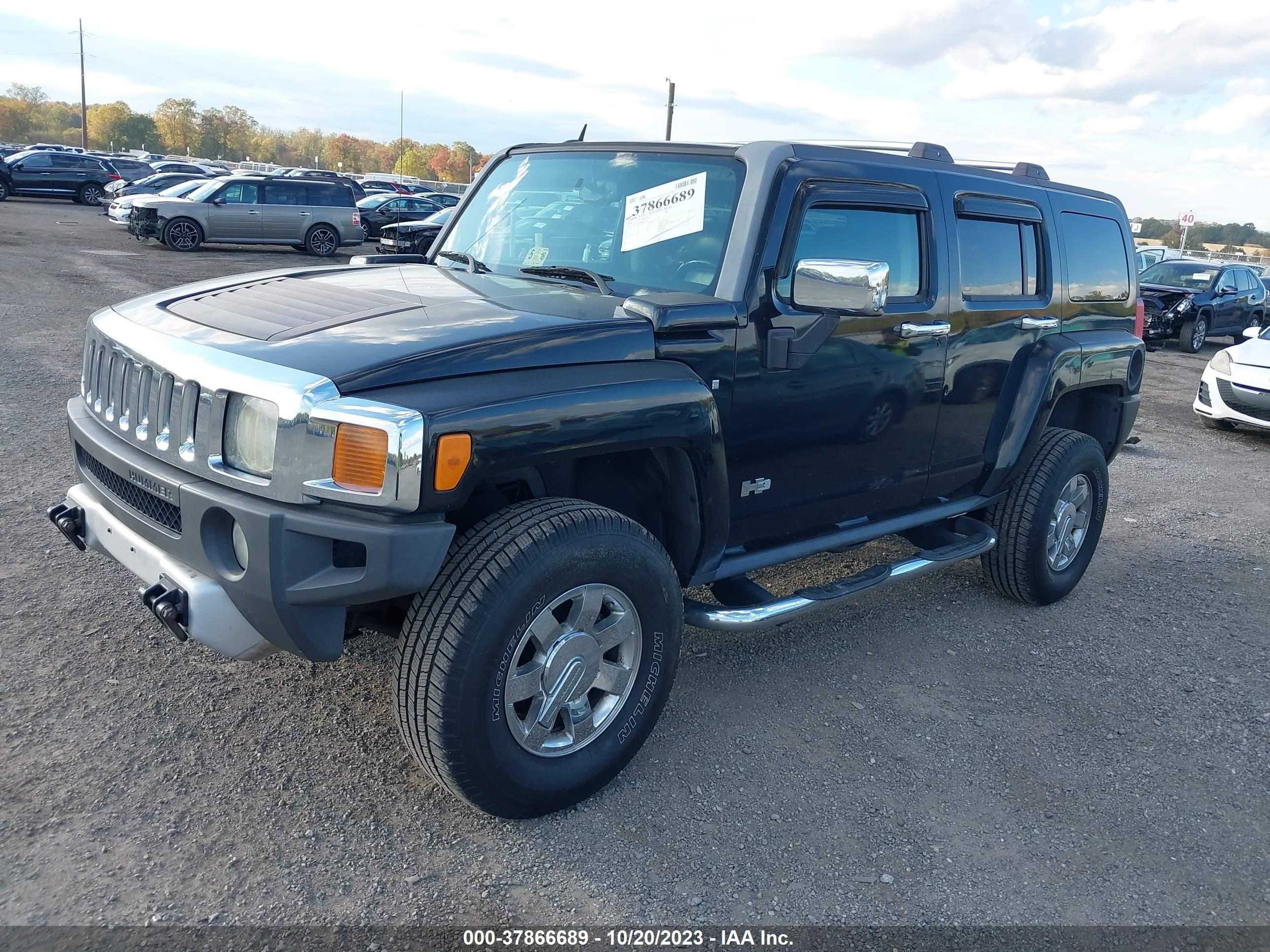 Photo 1 VIN: 5GTEN13E088129236 - HUMMER H3 