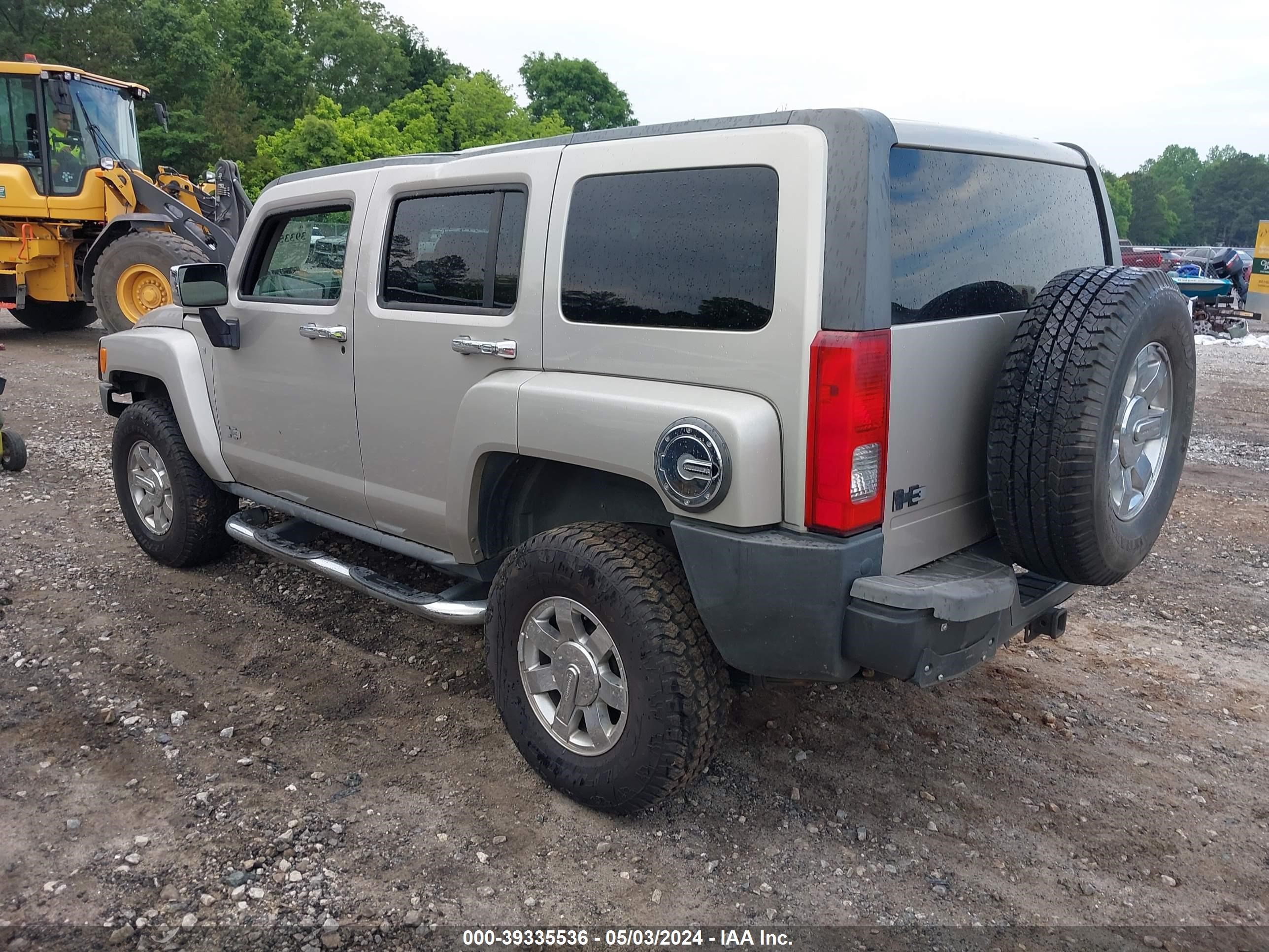 Photo 2 VIN: 5GTEN13E088154878 - HUMMER NULL 