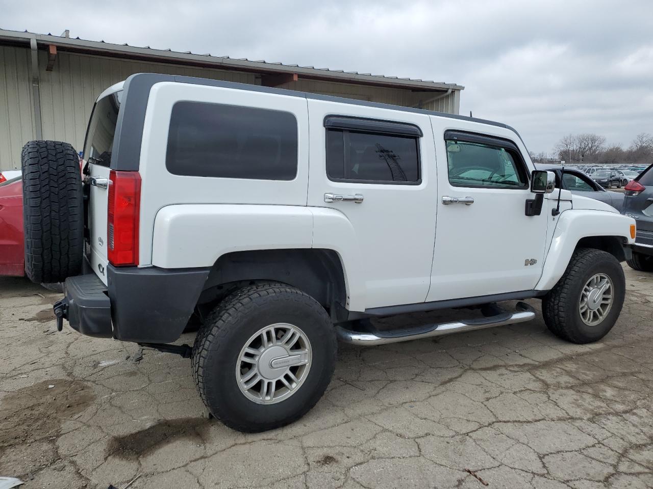 Photo 2 VIN: 5GTEN13E098157359 - HUMMER H3 