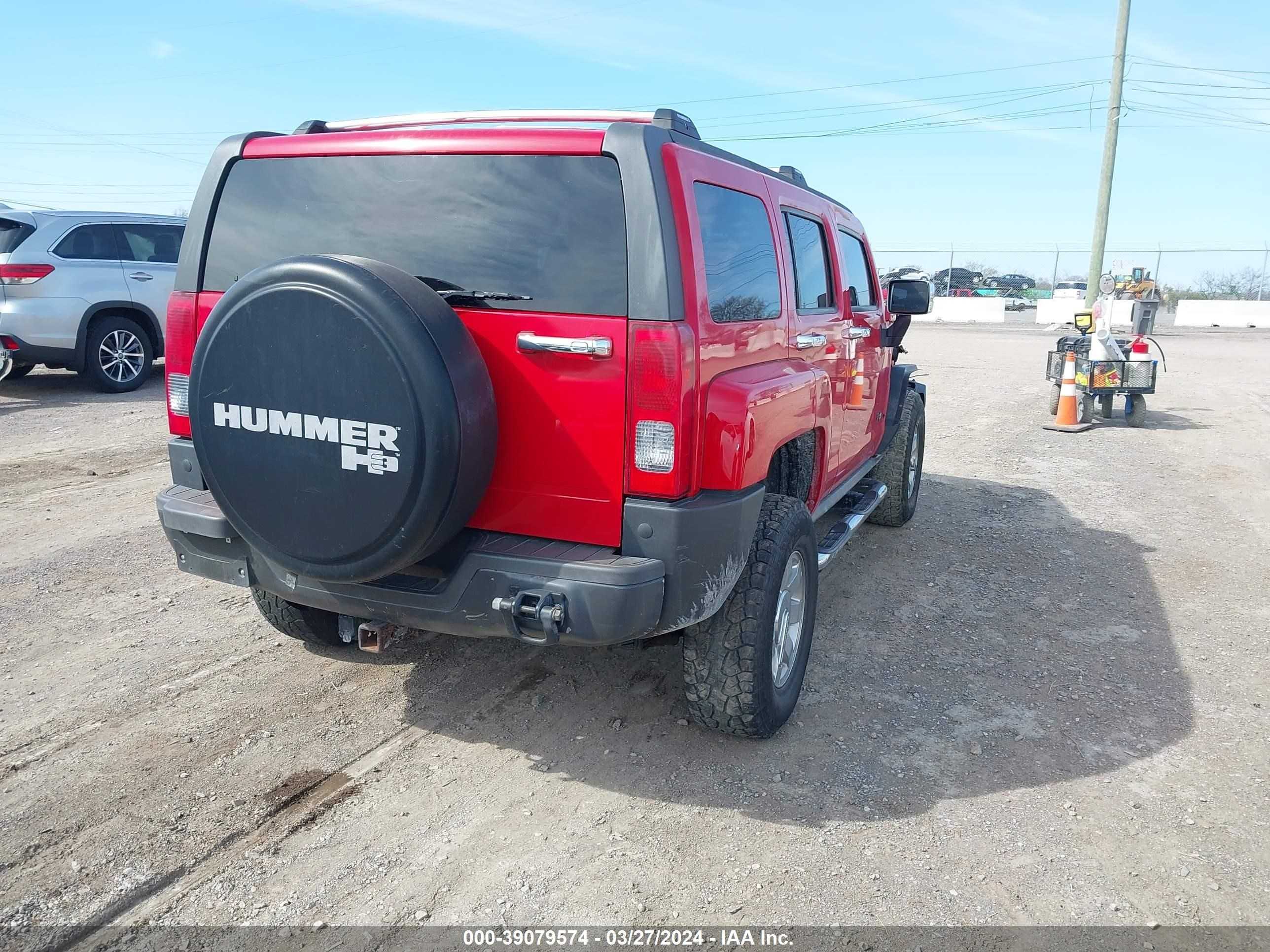 Photo 3 VIN: 5GTEN13E098158320 - HUMMER NULL 