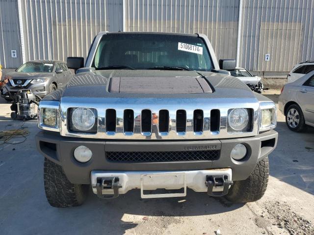 Photo 4 VIN: 5GTEN13E198105741 - HUMMER H3 