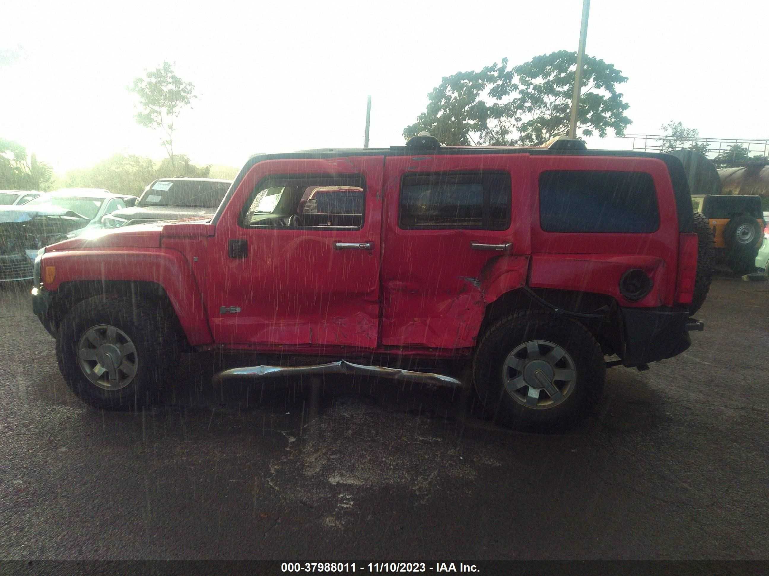 Photo 14 VIN: 5GTEN13E198139422 - HUMMER H3 