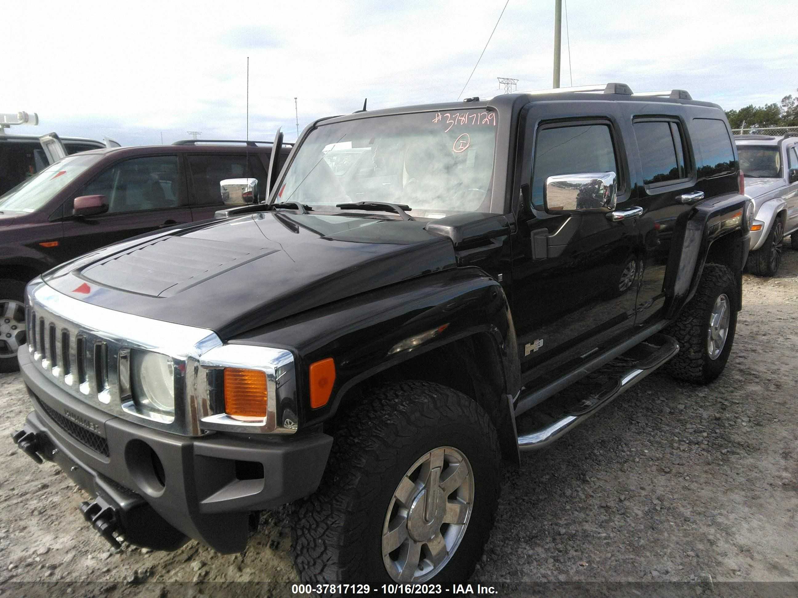 Photo 1 VIN: 5GTEN13E298109961 - HUMMER H3 