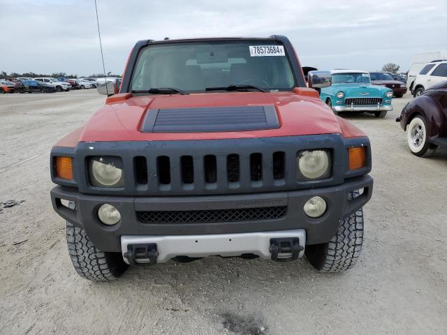 Photo 4 VIN: 5GTEN13E388130848 - HUMMER H3 