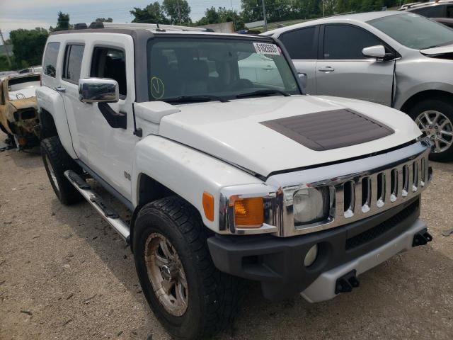 Photo 3 VIN: 5GTEN13E388131420 - HUMMER H3 