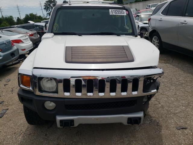 Photo 4 VIN: 5GTEN13E388131420 - HUMMER H3 