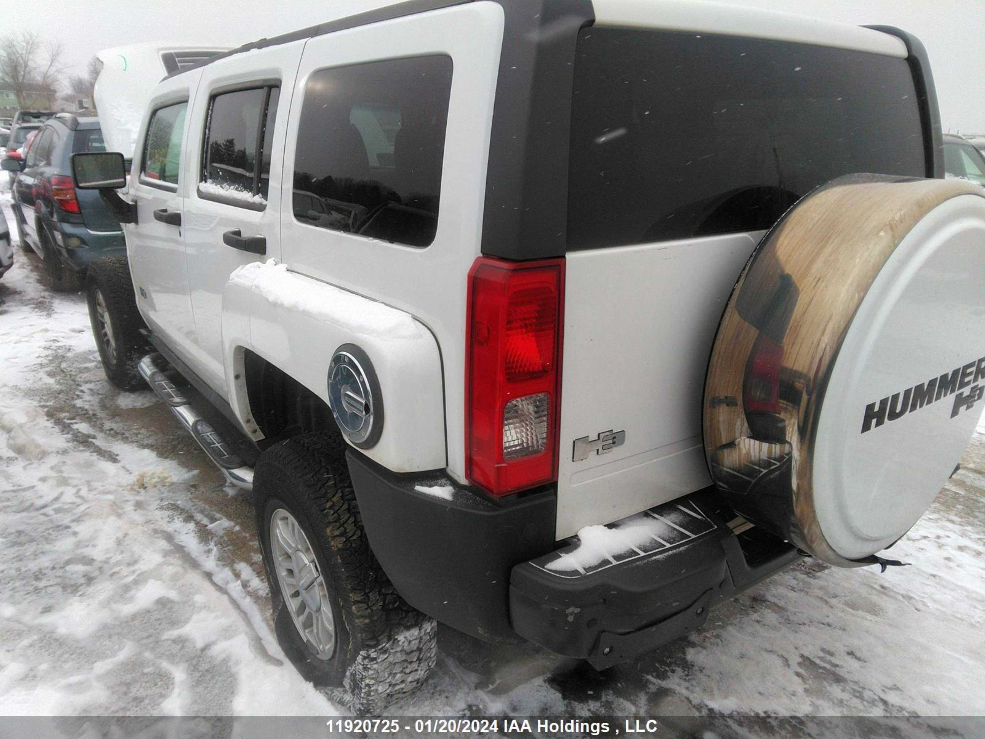 Photo 2 VIN: 5GTEN13E398156660 - HUMMER NULL 