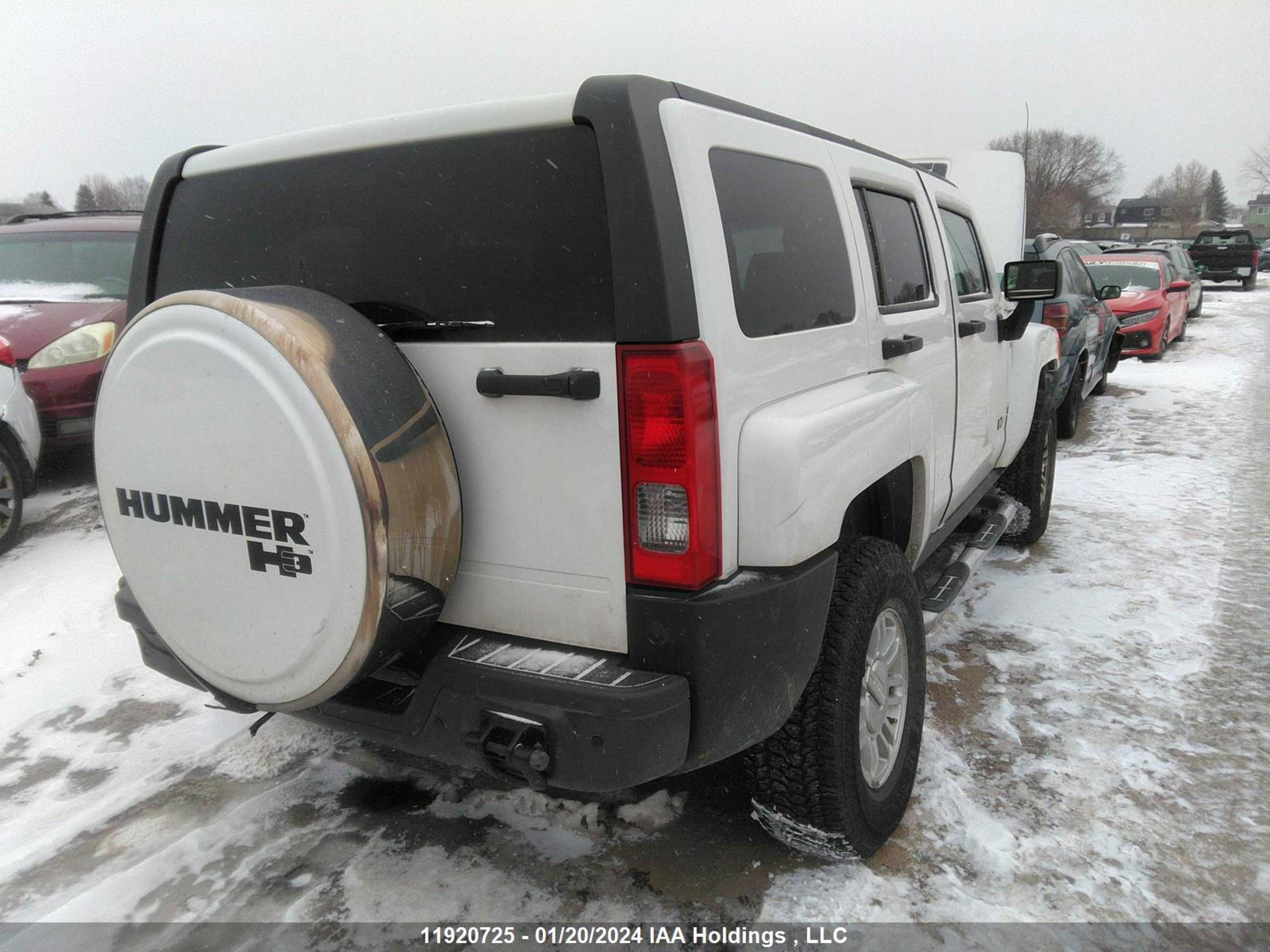 Photo 3 VIN: 5GTEN13E398156660 - HUMMER NULL 