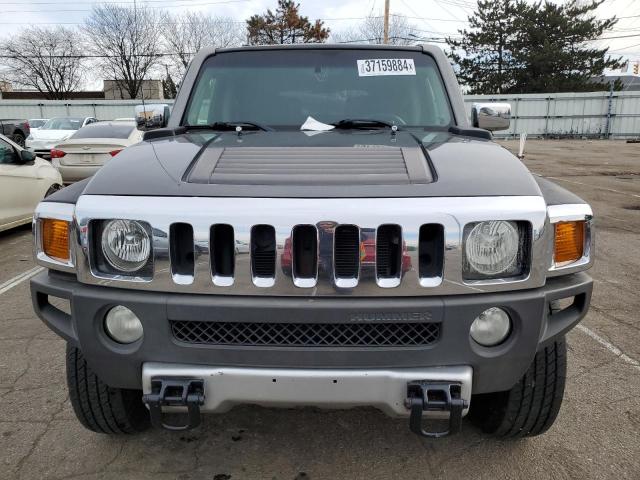 Photo 4 VIN: 5GTEN13E488197183 - HUMMER H3 