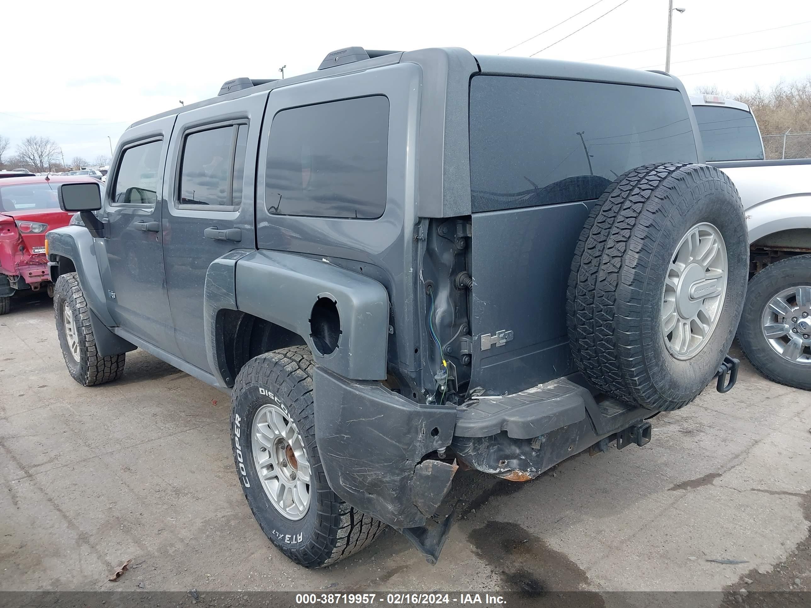 Photo 2 VIN: 5GTEN13E598103104 - HUMMER ALL 