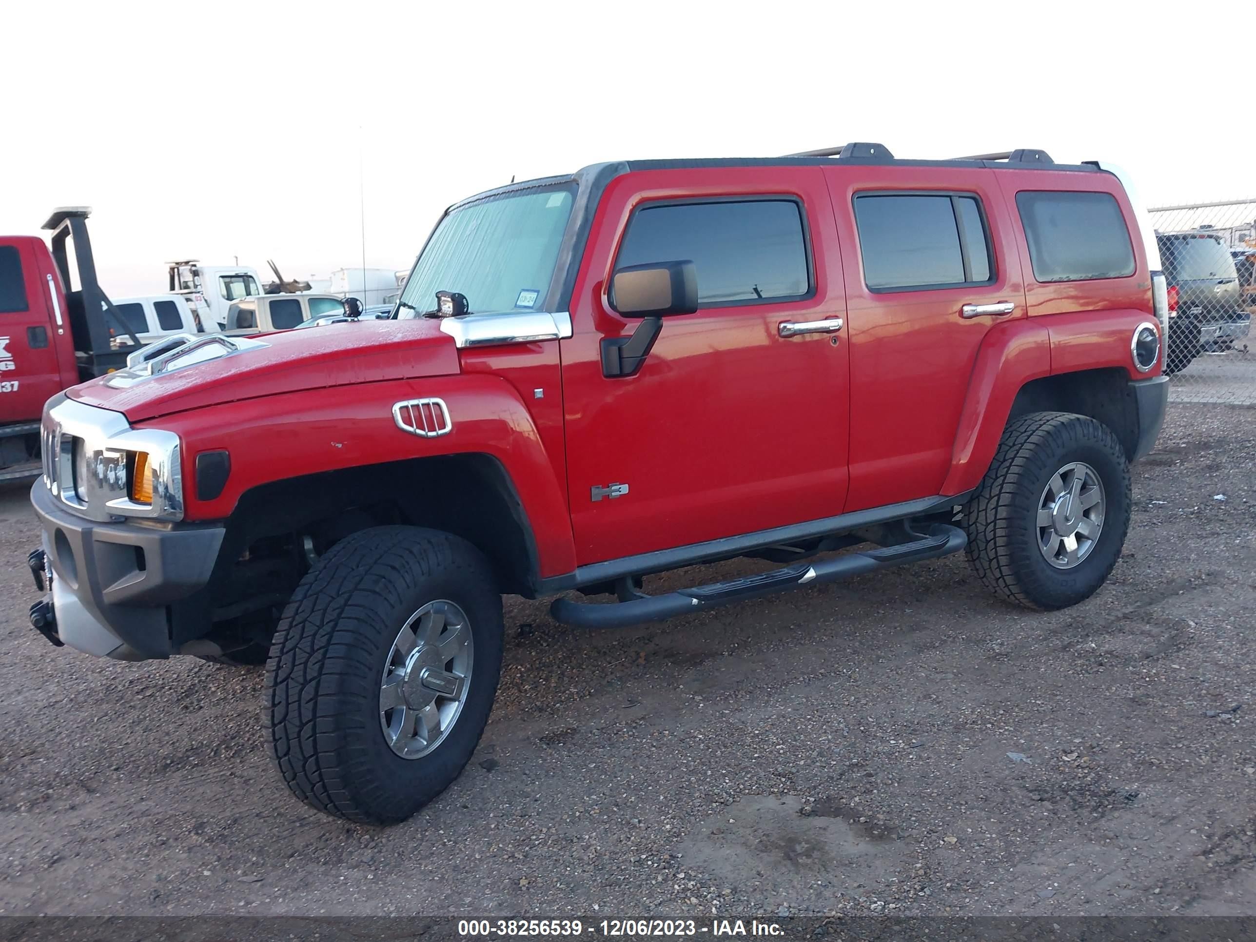 Photo 1 VIN: 5GTEN13E688131914 - HUMMER H3 