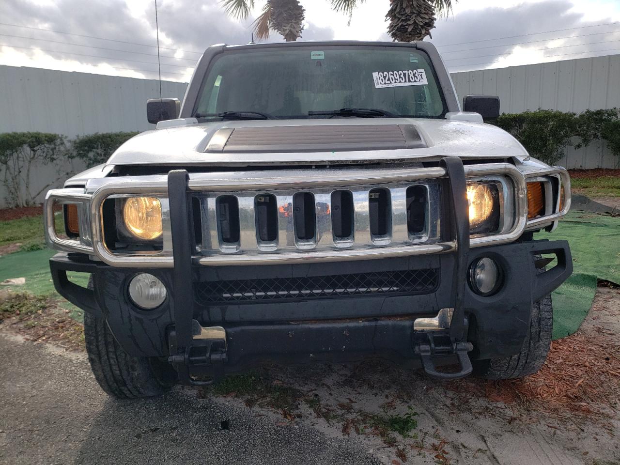 Photo 4 VIN: 5GTEN13E688136725 - HUMMER H3 