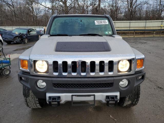 Photo 4 VIN: 5GTEN13E788103913 - HUMMER H3 