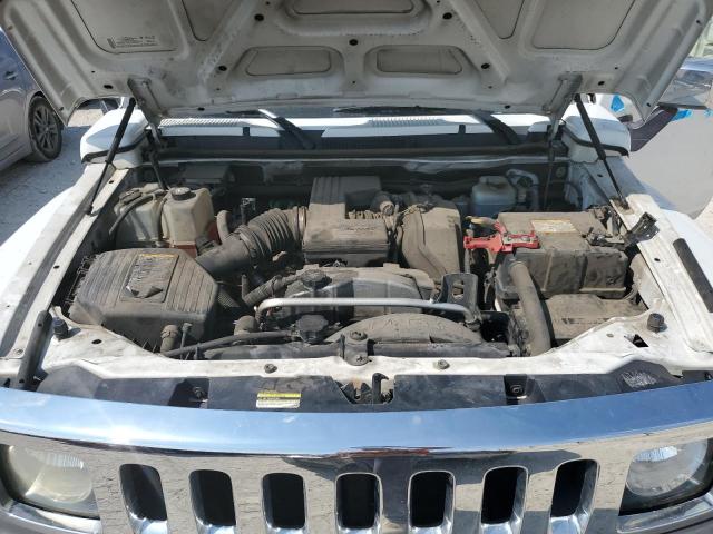 Photo 10 VIN: 5GTEN13E788111848 - HUMMER H3 