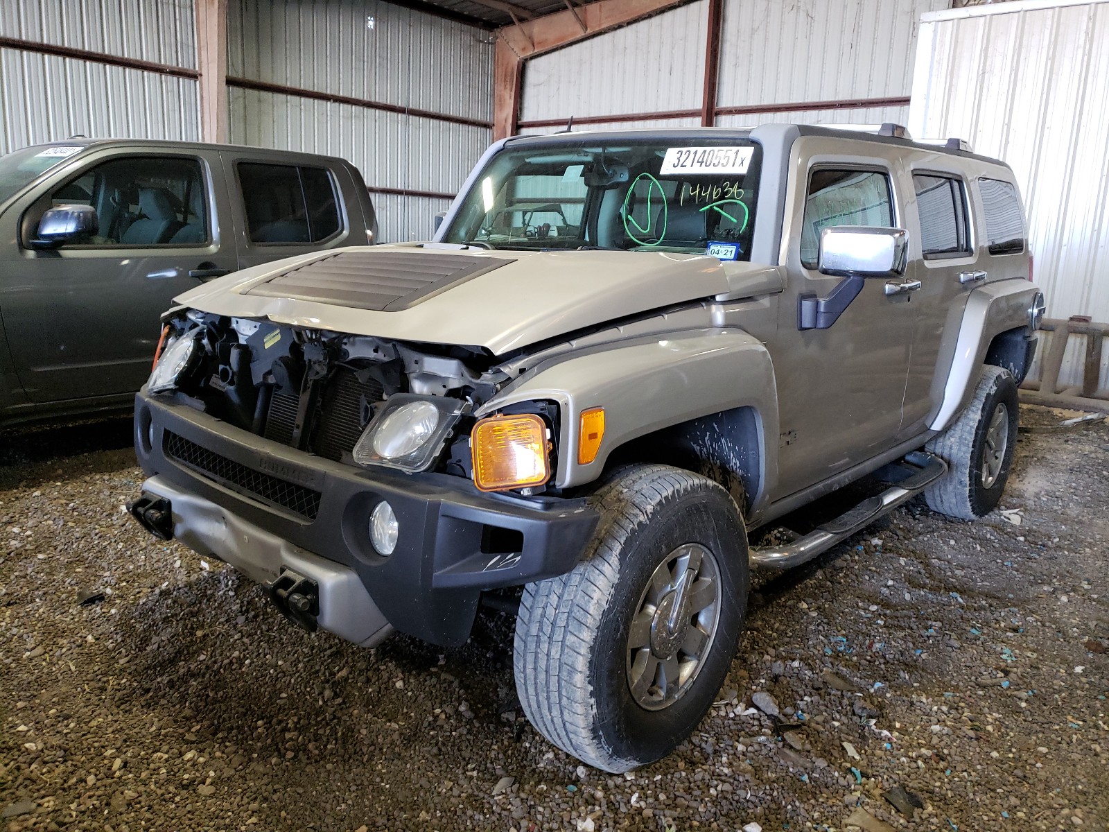 Photo 1 VIN: 5GTEN13E788144638 - HUMMER H3 