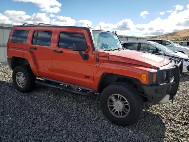 Photo 3 VIN: 5GTEN13E888113513 - HUMMER H3 