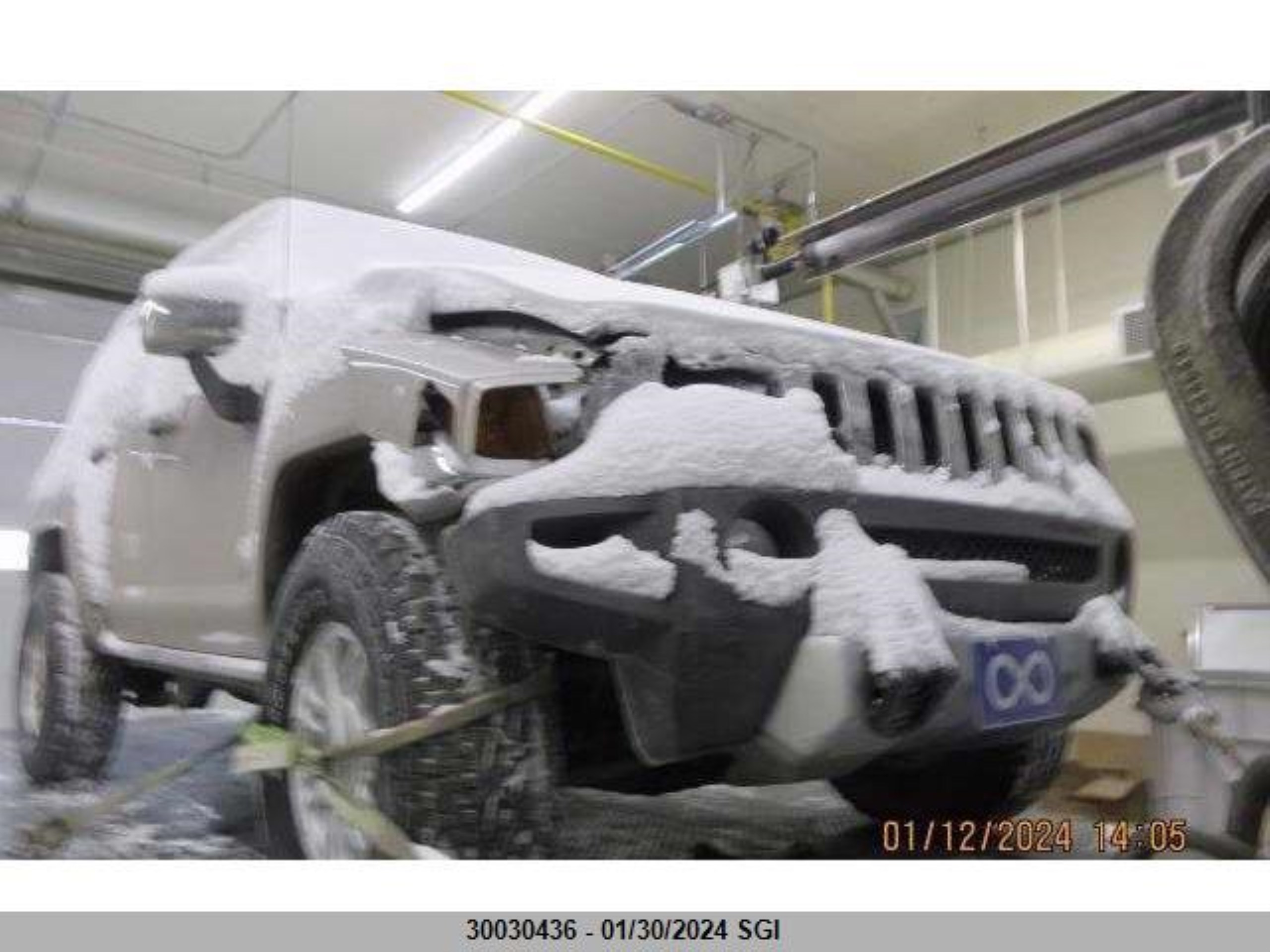 Photo 4 VIN: 5GTEN13E998116941 - HUMMER H3 