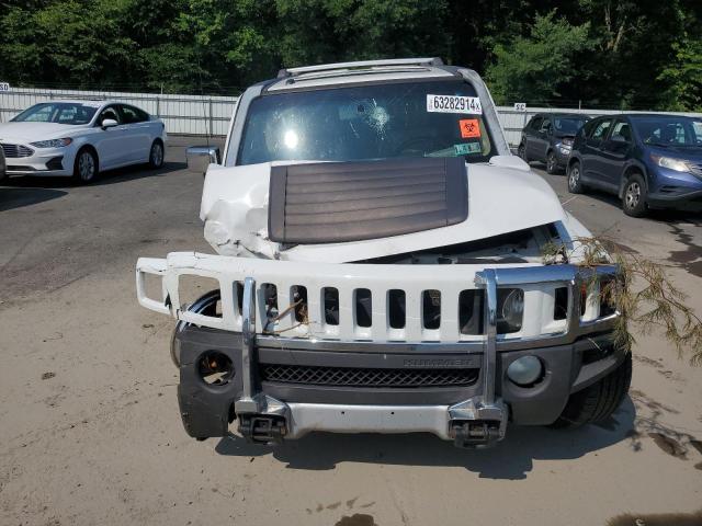 Photo 4 VIN: 5GTEN13EX88136999 - HUMMER H3 