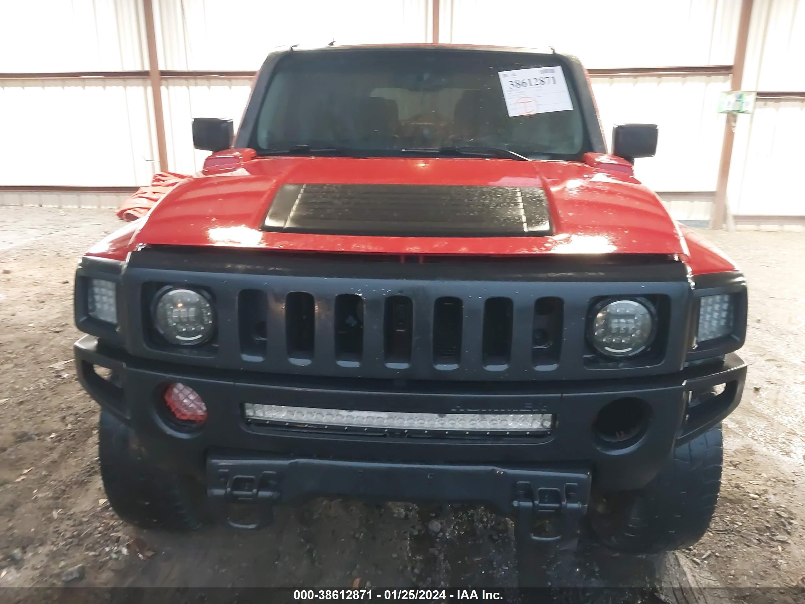 Photo 5 VIN: 5GTEN13EX88157092 - HUMMER H3 