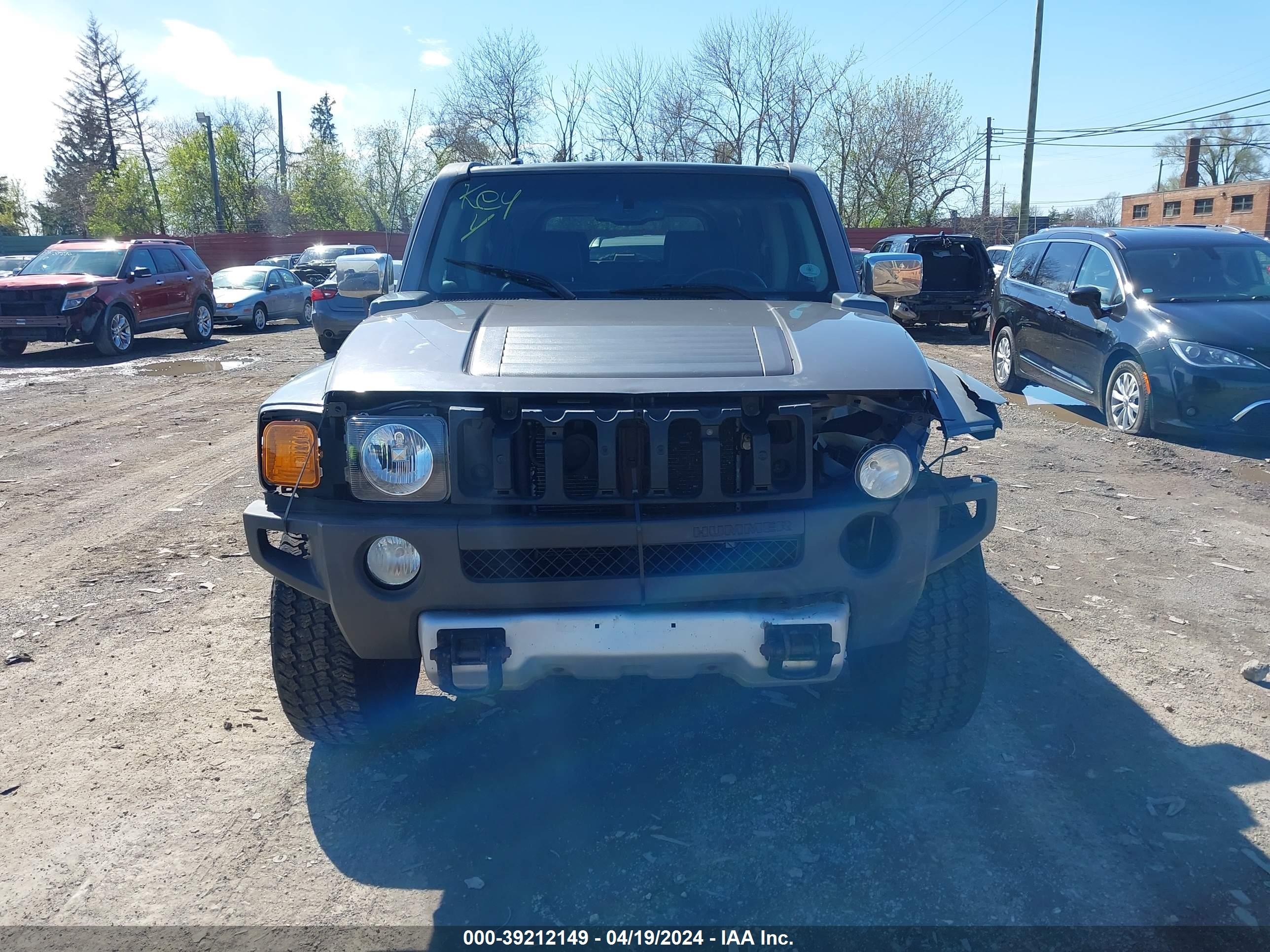 Photo 11 VIN: 5GTEN13EX88165564 - HUMMER NULL 