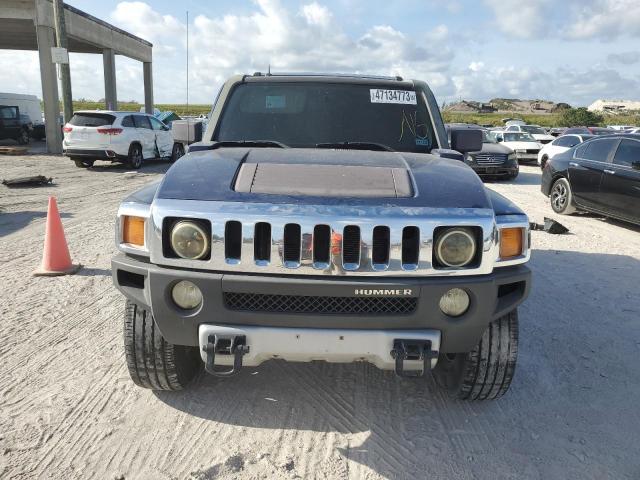 Photo 4 VIN: 5GTEN13EX98112879 - HUMMER H3 