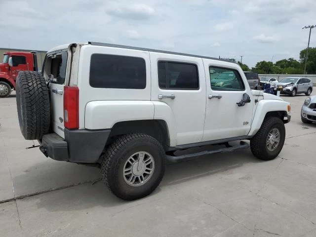 Photo 2 VIN: 5GTEN13L088148772 - HUMMER H3 ALPHA 