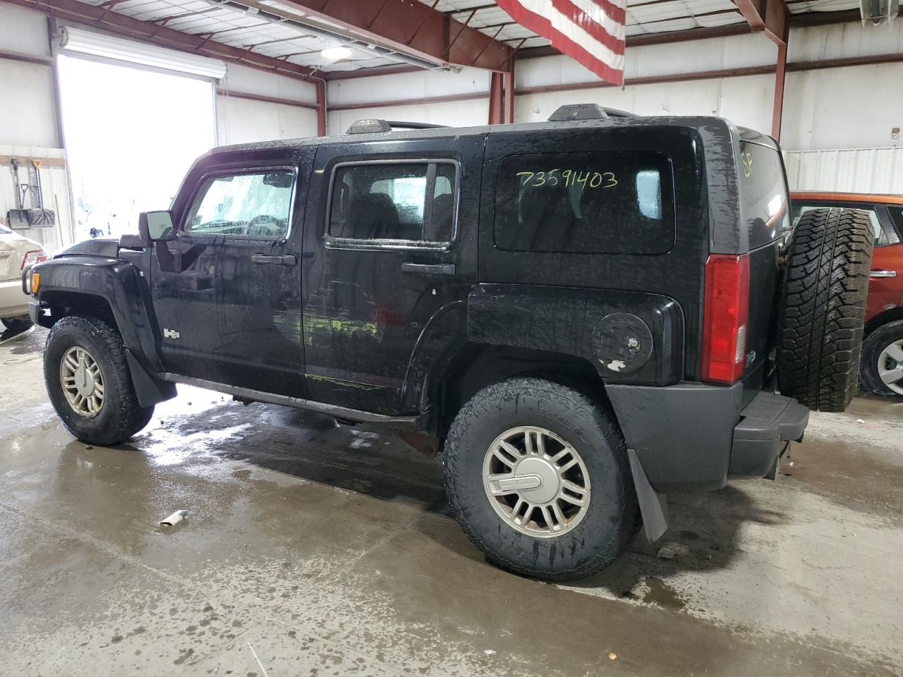 Photo 1 VIN: 5GTEN33EX88187639 - HUMMER H3 