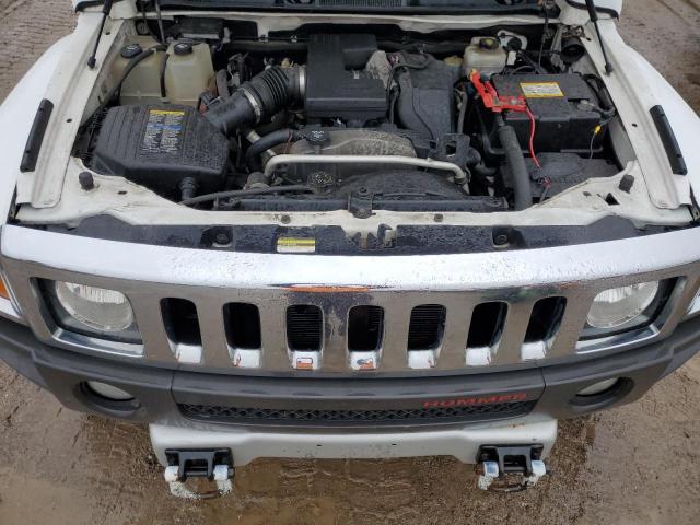 Photo 11 VIN: 5GTEN43E088202753 - HUMMER H3 