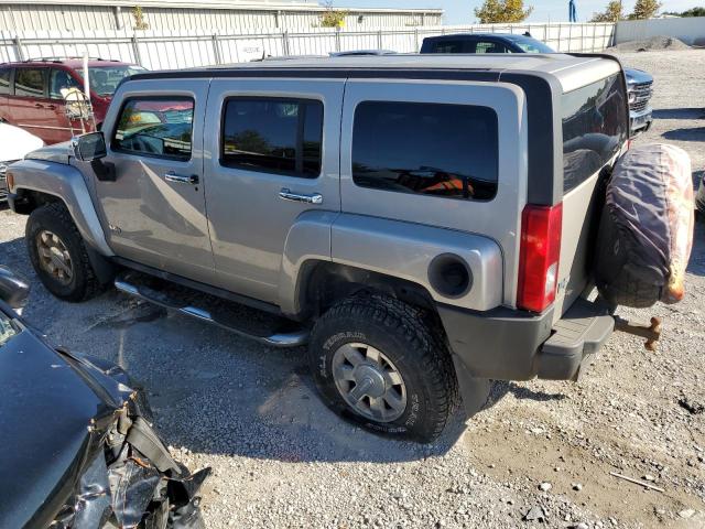 Photo 1 VIN: 5GTEN43E588185951 - HUMMER H3 LUXURY 