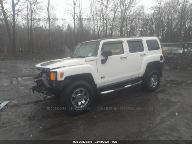 Photo 1 VIN: 5GTMNGEE0A8118884 - HUMMER H3 SUV 