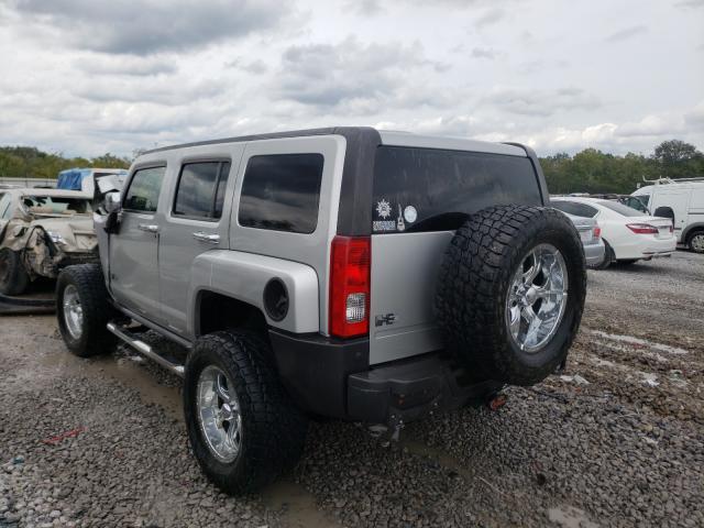 Photo 2 VIN: 5GTMNGEE6A8139447 - HUMMER H3 