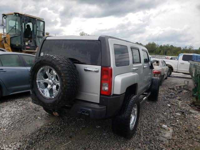 Photo 3 VIN: 5GTMNGEE6A8139447 - HUMMER H3 