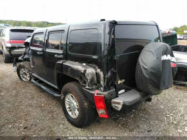 Photo 2 VIN: 5GTMNGEEXA8115829 - HUMMER H3 SUV 