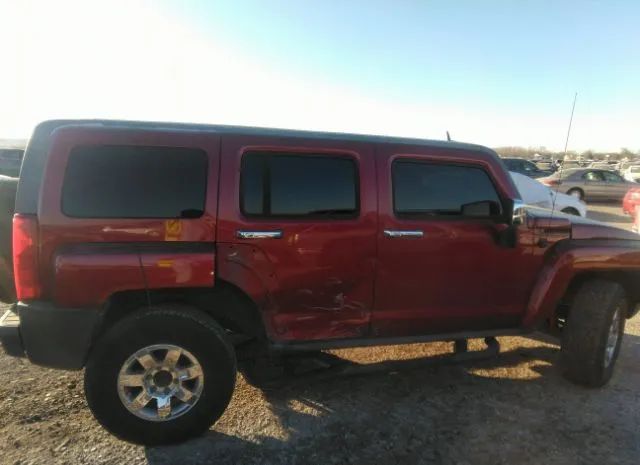 Photo 5 VIN: 5GTMNJEE2A8140138 - HUMMER H3 SUV 