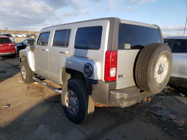 Photo 2 VIN: 5GTMNJEE4A8112535 - HUMMER H3 LUXURY 