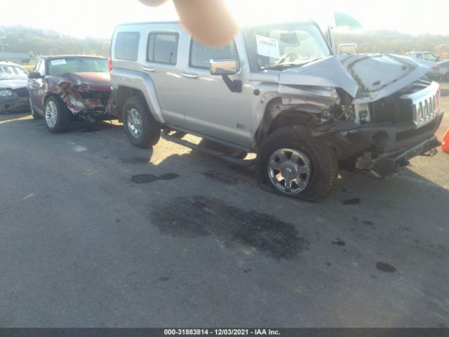 Photo 0 VIN: 5GTMNJEE7A8138790 - HUMMER H3 SUV 