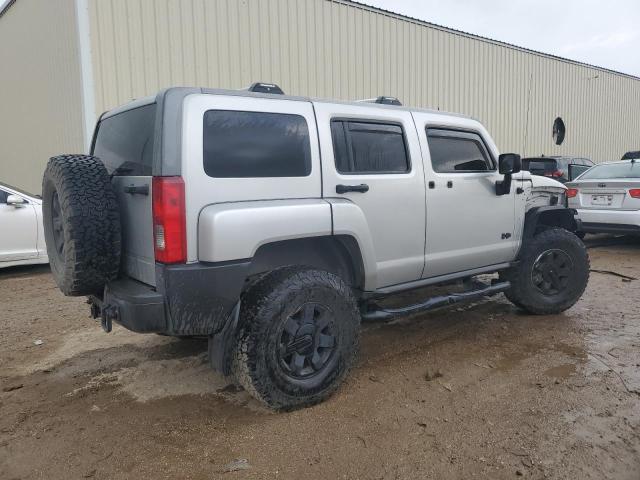 Photo 2 VIN: 5GTMNJEE8A8140371 - HUMMER H3 LUXURY 